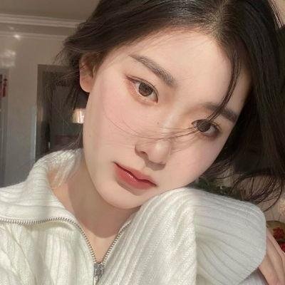女孩不微笑